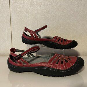 J-41  Adventure Peyton Sz 8.5 Red Vegan Athletic Closed Toe Jeep Sandals Shoes